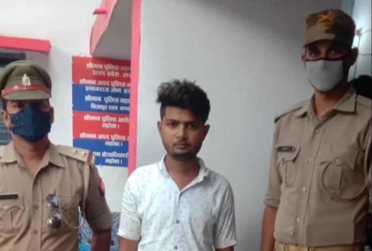 महोबा में दबंगई : दलित महिला प्रधान के साथ दबंगों ने की बदसलूकी फिर…