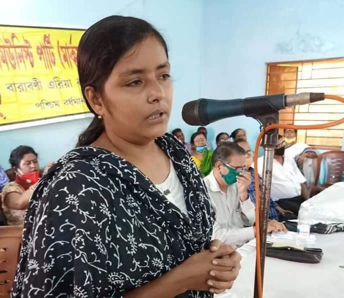 Bengal Poll 2021: कौन है मीनाक्षी मुखर्जी, जिसे माकपा ने ममता और शुभेंदु को टक्कर देने के लिए चुना Bengal Poll 2021: कौन है मीनाक्षी मुखर्जी, जिसे माकपा ने ममता और शुभेंदु को टक्कर देने के लिए चुना