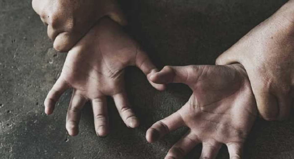 Bagaha Madhubani News : पढ़ने जा रही नाबालिग छात्रा को बोलेरो सवार अज्ञात अपराधियों ने अगवा का किया प्रयास, विफल