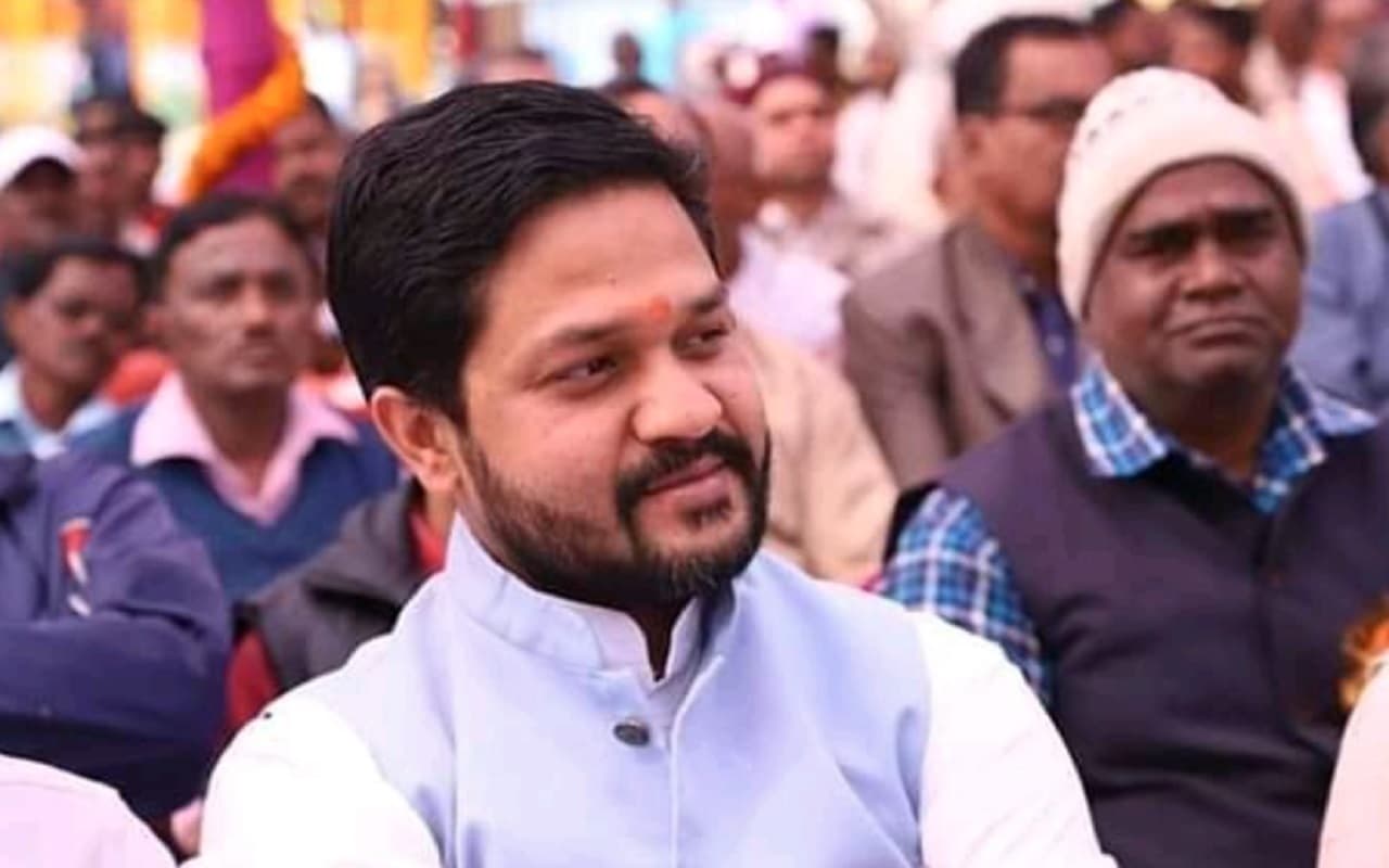 झारखंड कैश कांड: अनूप सिंह का बयान लेगी बंगाल की CID टीम, जमानत के लिए हाईकोर्ट गये गिरफ्तार विधायक