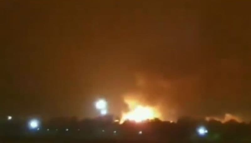 ONGC Fire Updates : सूरत के ओएनजीसी प्लांट में भीषण विस्फोट, 240 किमी लंबी पाइप में भरी है गैस