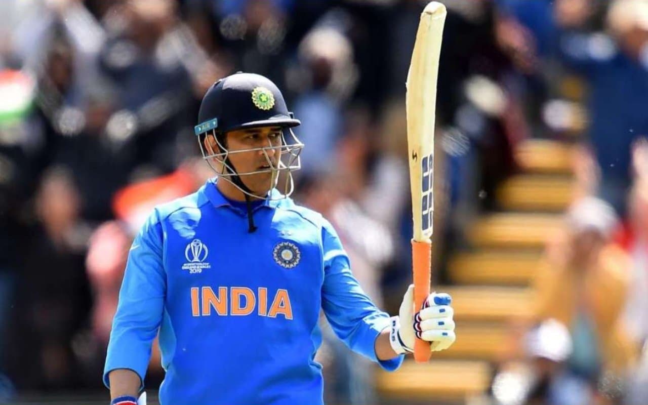 देश के लिए एमएस धोनी ने बल्लेबाजी का बलिदान किया, गंभीर की इस टिप्पणी पर श्रीसंत ने दी प्रतिक्रिया देश के लिए एमएस धोनी ने बल्लेबाजी का बलिदान किया, गंभीर की इस टिप्पणी पर श्रीसंत ने दी प्रतिक्रिया