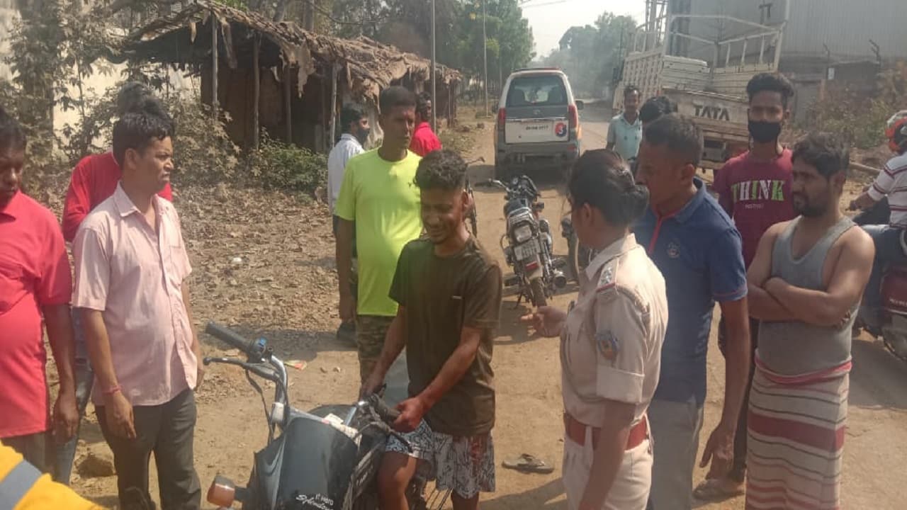 Jharkhand News: झारखंड में ट्रांसपोर्टर देबू दास की गोली मारकर हत्या, मृतक का रहा है आपराधिक इतिहास