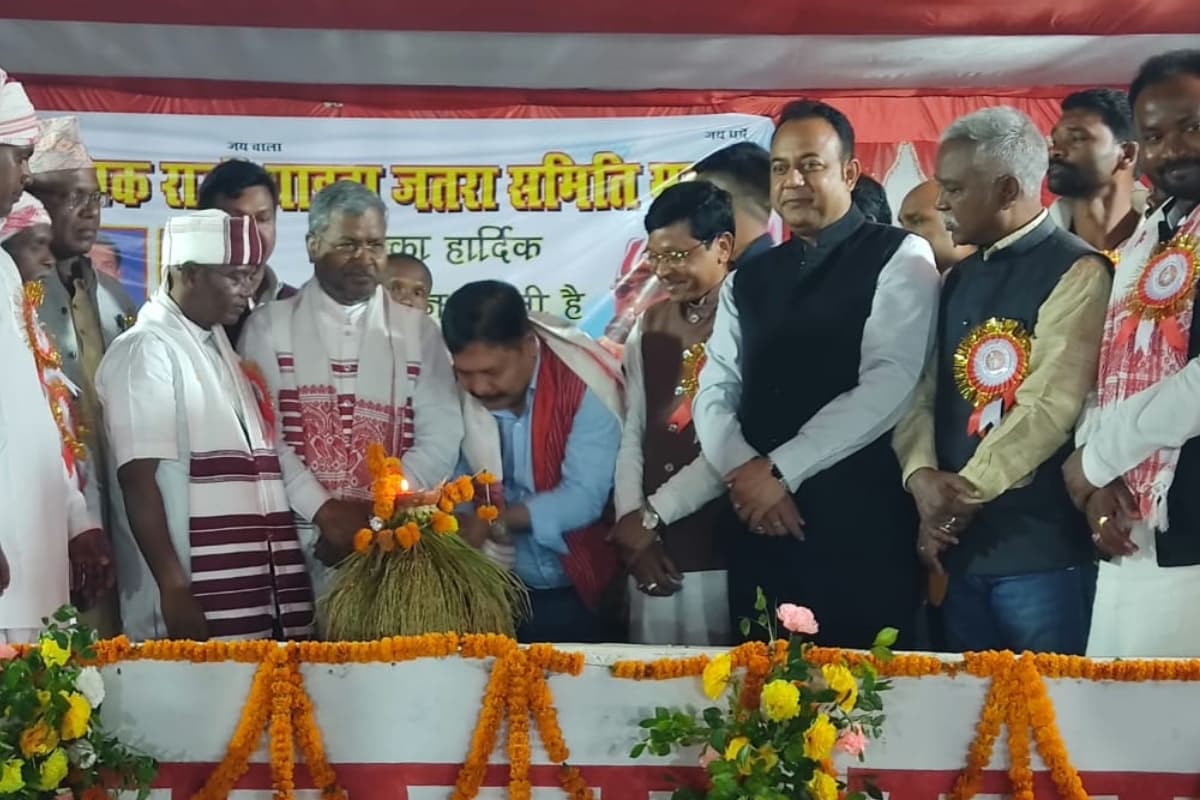 झारखंड: ऐतिहासिक मुड़मा मेले का बाबूलाल मरांडी ने किया उद्घाटन, सरना कैलेंडर का भी किया विमोचन