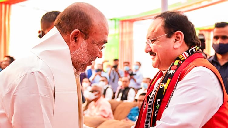 एन बीरेन सिंह ने मणिपुर के मुख्यमंत्री और 5 कैबिनेट मंत्रियों ने शपथ ली