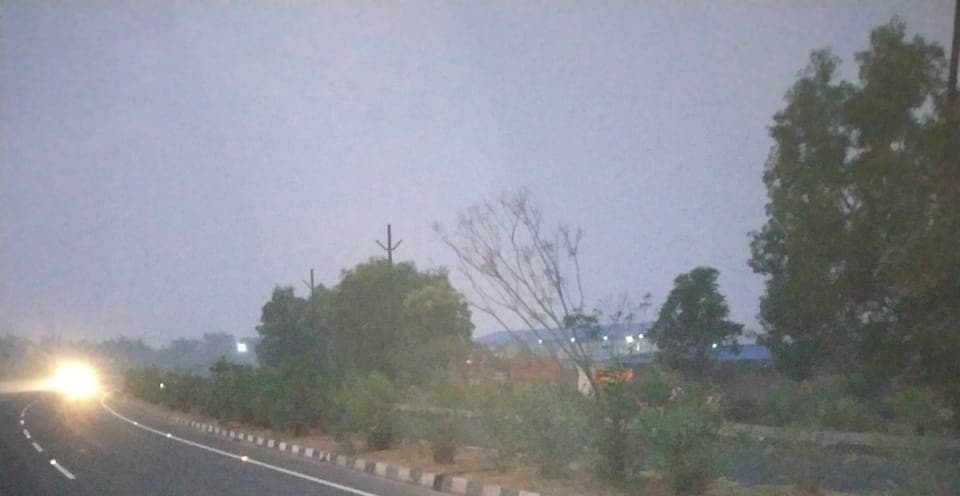 कोरोना संक्रमित पिता का रांची में चल रहा इलाज, सड़क हादसे में बेटे की मौत