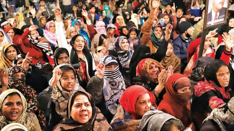 Shaheen Bagh Protest : शाहीन बाग पर SC की सख्त टिप्पणी- सार्वजनिक स्थानों पर अनिश्चितकाल के लिए प्रदर्शन नहीं हो सकता