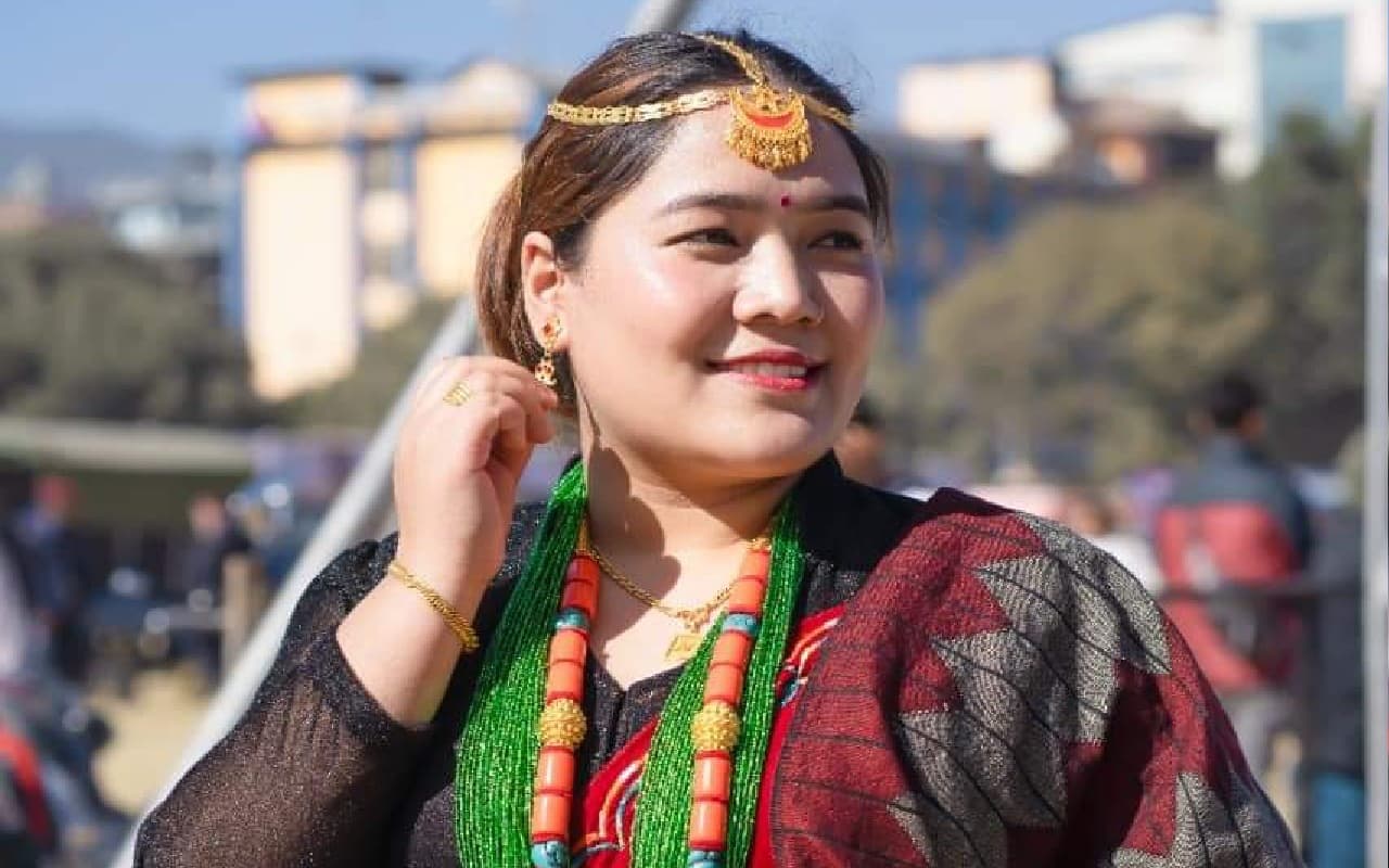 Nepal Plane Crash: विमान हादसे में लोक गायिका नीरा छन्तयाल की मौत, आखिरी सोशल मीडिया पोस्ट वायरल