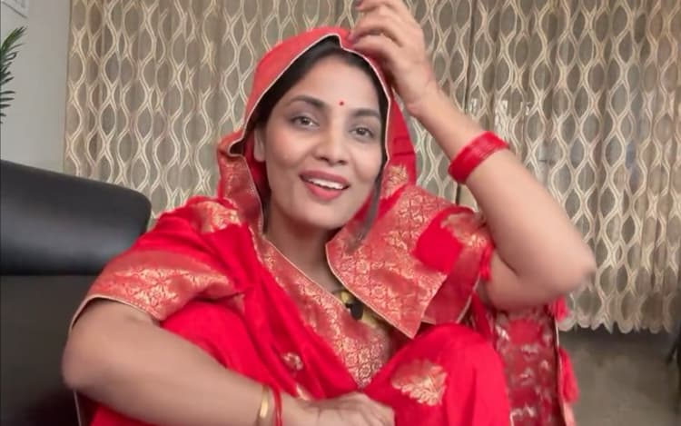 'यूपी में का बा’ की सिंगर नेहा सिंह राठौर को मिला इप्टा का समर्थन, 17 मार्च को झारखंड में होंगी भोजपुरी गायिका