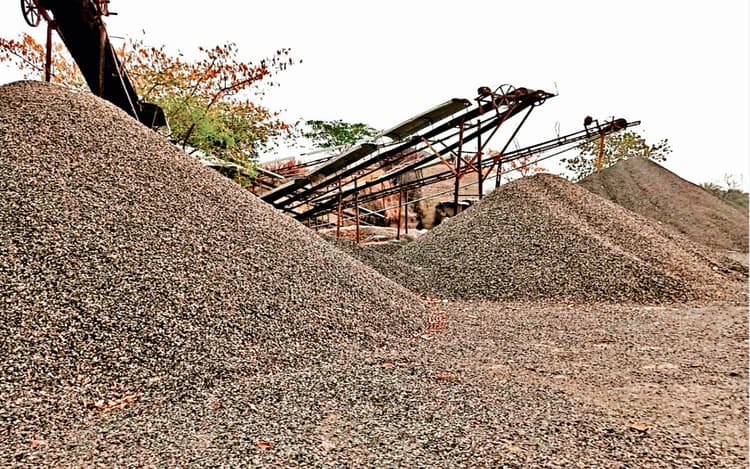 NGT के गाइडलाइंस का पालन नहीं करने पर साहिबगंज के 38 क्रशर का CTO होगा रद्द