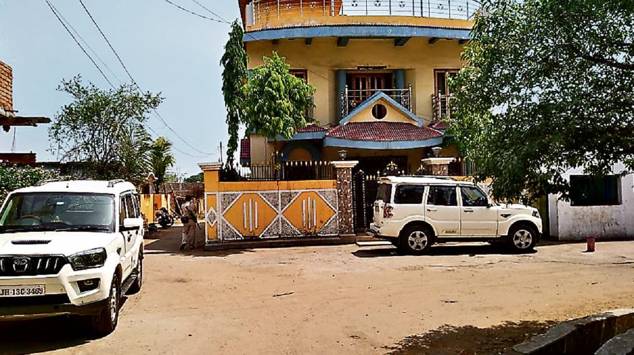 टेरर फंडिंग मामले में NIA की बड़ी कर्रवाई, रांची और पिपरवार में एक साथ 7 स्थानों पर हुई छापेमारी