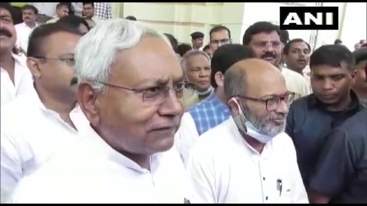 राज्यसभा उपचुनाव: जदयू प्रत्याशी अनिल हेगड़े ने किया नामांकन, सीएम नीतीश कुमार ने सदन भेजने का कारण बताया