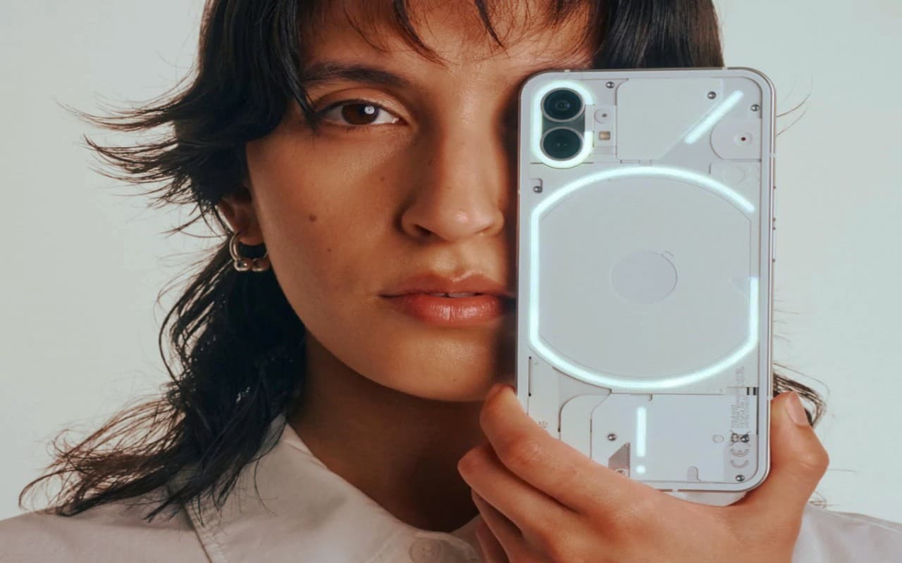 рдЖрдзреЗ рджрд╛рдо рдкрд░ Nothing Phone 1 рдХреЛ рдЦрд░реАрджрдиреЗ рдХрд╛ рдореМрдХрд╛, рдЬрд╛рдиреЗрдВ рдХреИрд╕реЗ рдЙрдард╛ рд╕рдХрддреЗ рд╣реИрдВ рдлрд╛рдпрджрд╛