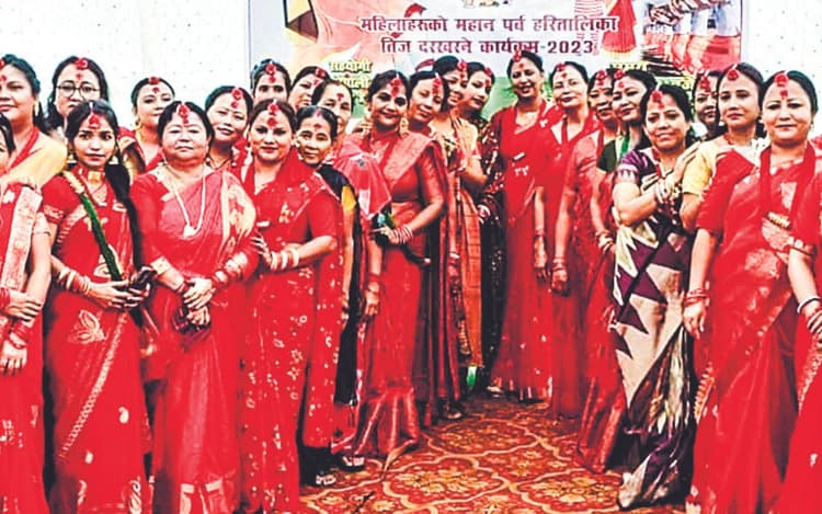 Fashion Tips for Vat Savitri Vrat: वट सावित्री व्रत के दिन खूबसूरत लुक देंगे ये टिप्स