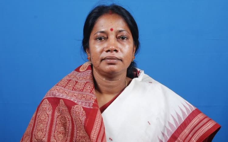 नवीन पटनायक की कैबिनेट मंत्री प्रमिला मलिक ने दिया इस्तीफा, विधानसभा अध्यक्ष के लिए भरा नामांकन