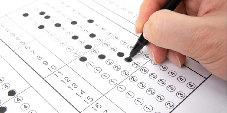 JSSC Exam : परीक्षा का बहिष्कार करनेवाले 16 अभ्यर्थियों पर प्राथमिकी दर्ज, ओएमआर शीट में गड़बड़ी का आरोप