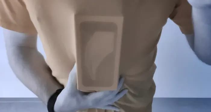 X-Ray कैमरावाला यह स्मार्टफोन दिखा रहा था कपड़ों के आर-पार, हो गया बैन X-Ray कैमरावाला यह स्मार्टफोन दिखा रहा था कपड़ों के आर-पार, हो गया बैन
