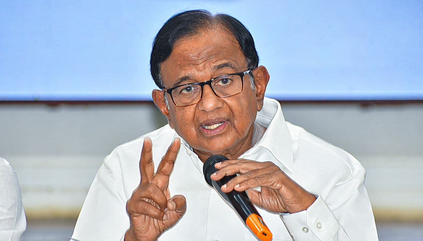 पी चिदंबरम ने कांग्रेस को समर्थन देने संबंधी ममता बनर्जी के बयान का किया स्वागत, बातचीत पर जोर दिया पी चिदंबरम ने कांग्रेस को समर्थन देने संबंधी ममता बनर्जी के बयान का किया स्वागत, बातचीत पर जोर दिया