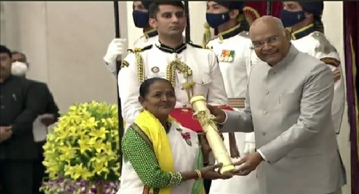 पद्मश्री छुटनी देवी : कभी डायन-बिसाही का लगा था दाग, आज राष्ट्रपति रामनाथ कोविंद ने किया सम्मानित