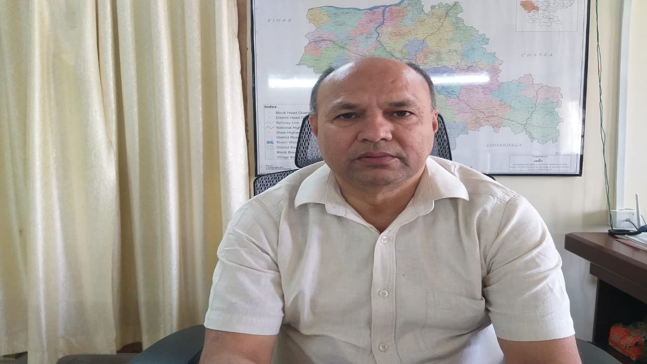 Ranchi Violence: रांची हिंसा के बाद पलामू Police अलर्ट, अराजक तत्वों पर पैनी नजर, आयुक्त ने की ये अपील Ranchi Violence: रांची हिंसा के बाद पलामू Police अलर्ट, अराजक तत्वों पर पैनी नजर, आयुक्त ने की ये अपील