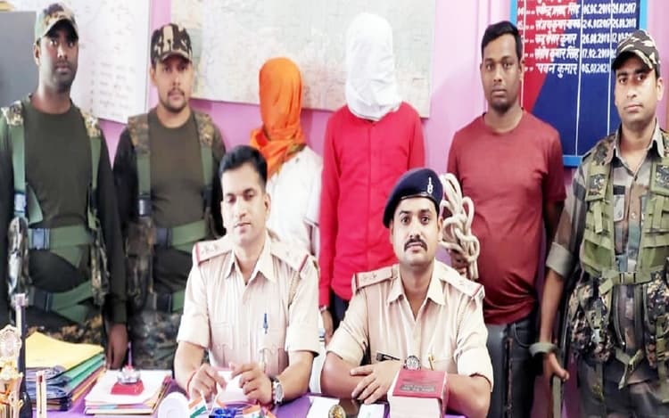 Jharkhand Crime News:दिवाली मनाने घर आया था अपहर्ता, भनक लगते ही पलामू पुलिस ने दबोचा, दो आरोपियों को जेल
