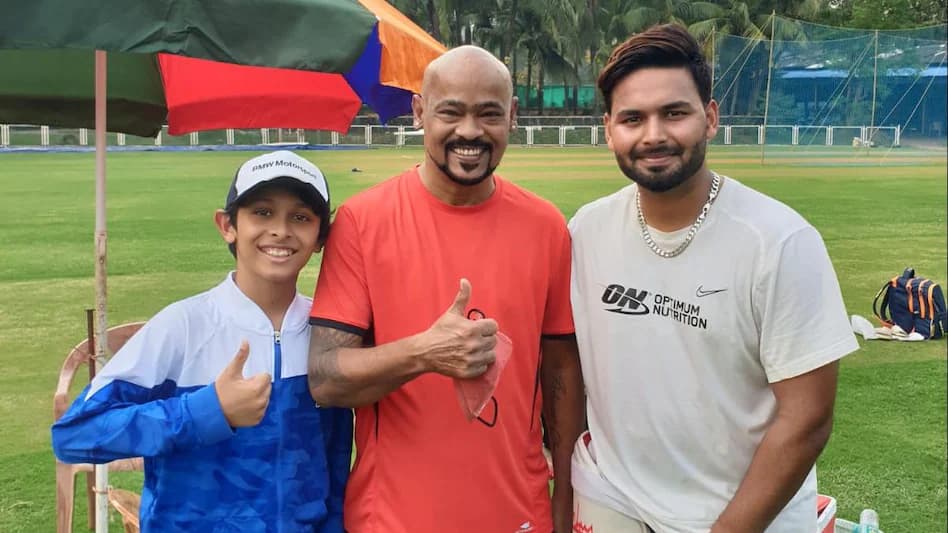 IND vs SA: सचिन तेंदुलकर के बेस्ट फ्रेंड के शरण में पंत और रहाणे, रनों का सूखा खत्म करने के लिए लिया गुरुमंत्र IND vs SA: सचिन तेंदुलकर के बेस्ट फ्रेंड के शरण में पंत और रहाणे, रनों का सूखा खत्म करने के लिए लिया गुरुमंत्र