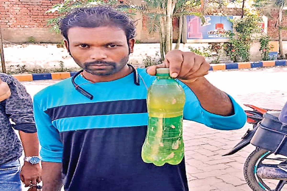 Jharkhand Crime News: दुमका में एक बार फिर युवती को जिंदा जलाने का प्रयास, आरोपी गिरफ्तार