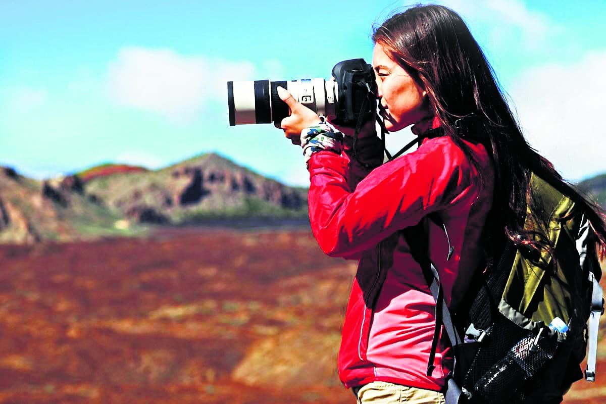 World Photography Day: फोटोग्राफी में क्लिक करें करियर की तस्वीर