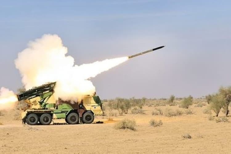 Make In India: रक्षा मंत्रालय ने भारतीय कंपनियों से किया 2580 करोड़ रुपये का एमओयू