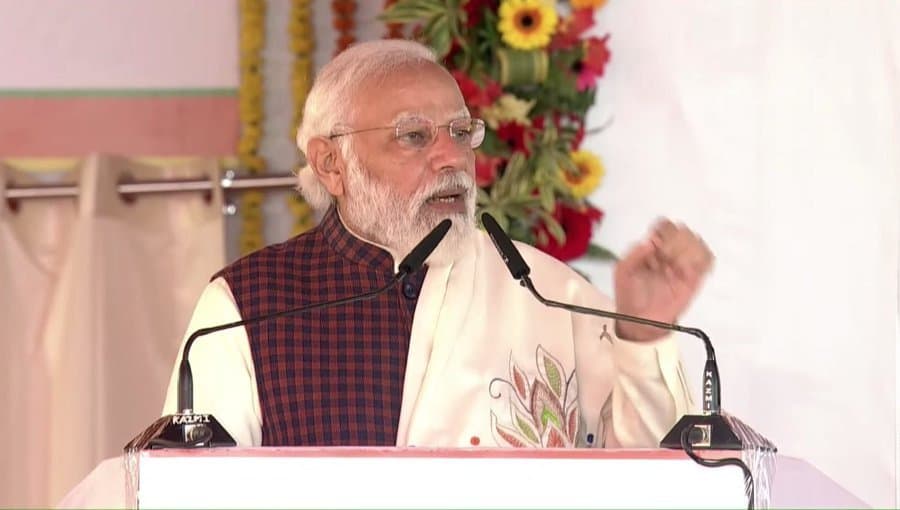 Prayagraj News: पीएम नरेंद्र मोदी को भाई इलाहाबादी डिजाइनर शॉल, कारीगरों ने कहा- मिला सबसे बड़ा इनाम Prayagraj News: पीएम नरेंद्र मोदी को भाई इलाहाबादी डिजाइनर शॉल, कारीगरों ने कहा- मिला सबसे बड़ा इनाम