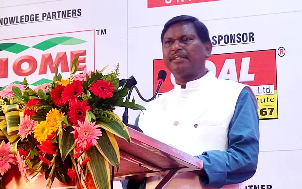 आपको नये भारत का निर्माण करना है, इतिहास गढ़ना है, प्रभात खबर प्रतिभा सम्मान में बोले अर्जुन मुंडा