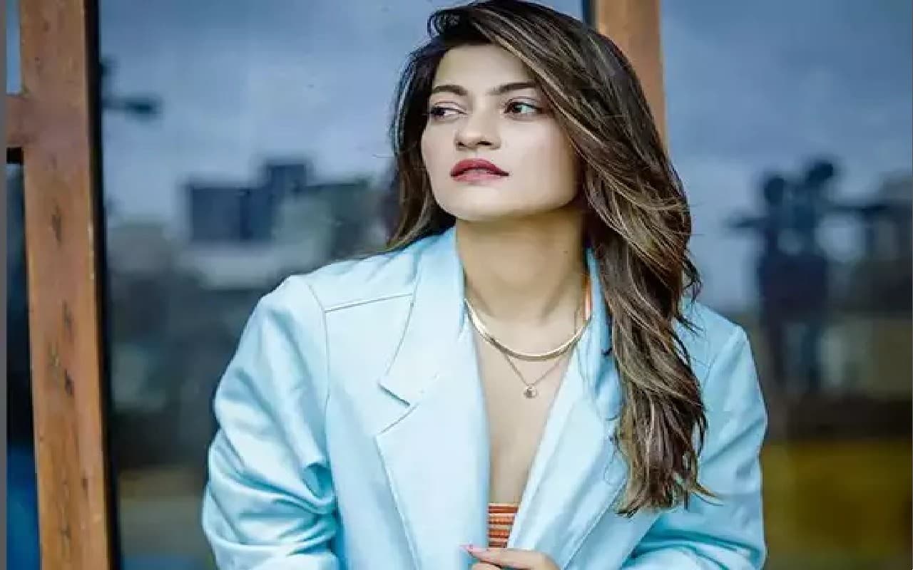 Bigg Boss 16 में उड़िया एक्ट्रेस प्रकृति मिश्रा का आना तय, MMS वीडियो को लेकर बटोर चुकी है लाइमलाइट