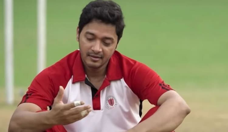 Kaun Pravin Tambe review: आम इंसान के हार ना मानने वाले जज्बे को सलाम करती है... कौन प्रवीण तांबे