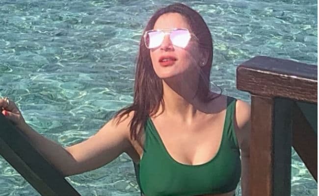 'कुंडली भाग्य' की 'प्रीता' ने बिकनी लुक में दिए पोज, एक्ट्रेस की 'अंडरवाटर' तसवीरें सोशल मीडिया पर वायरल