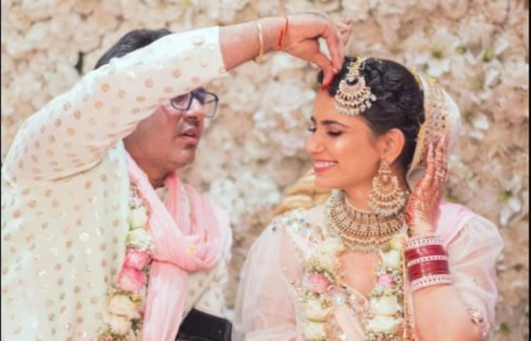 Taarak Mehta Ka Ooltah Chashmah की 'रीटा रिपोर्टर' ने दूसरी बार रचाई शादी, यहां देखें तसवीरें