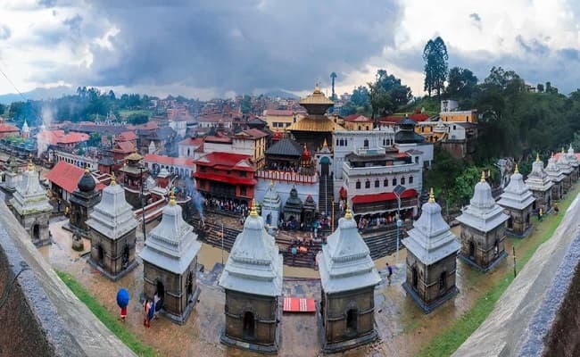 Pashupatinath Temple : рдиреМ рдорд╣реАрдиреЗ рдмрдВрдж рд░рд╣рдиреЗ рдХреЗ рдмрд╛рдж рдЦреБрд▓рд╛ рдиреЗрдкрд╛рд▓ рдХрд╛ рдРрддрд┐рд╣рд╛рд╕рд┐рдХ рдкрд╢реБрдкрддрд┐рдирд╛рде рдордВрджрд┐рд░, рдЬрд╛рдиреЗрдВ рд╢реНрд░рджреНрдзрд╛рд▓реБрдУрдВ рдХреЗ рд▓рд┐рдП рдХреНрдпрд╛ рд▓рд╛рдЧреВ рд╣реБрдП рдирд┐рдпрдо...