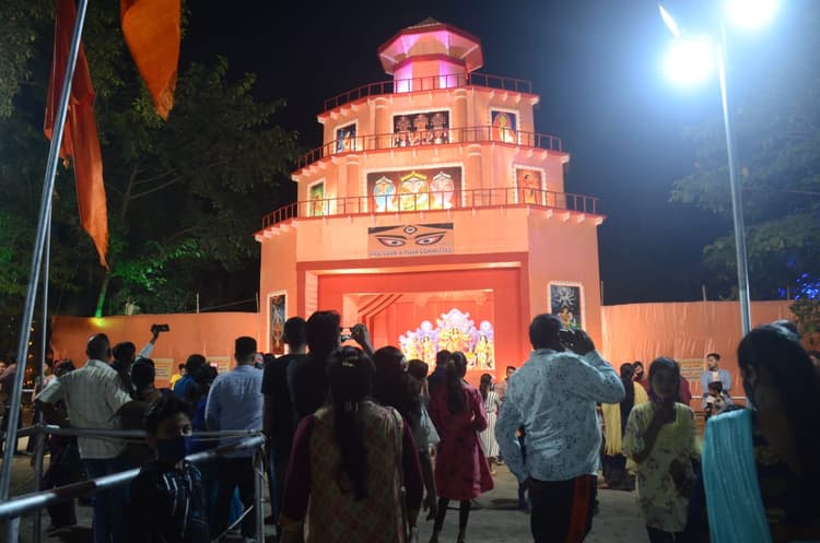 पूजा पंडालों और मंदिरों पर हमले के पीछे जमात ए इस्लामी का हाथ, सोशल मीडिया ने लगायी आग