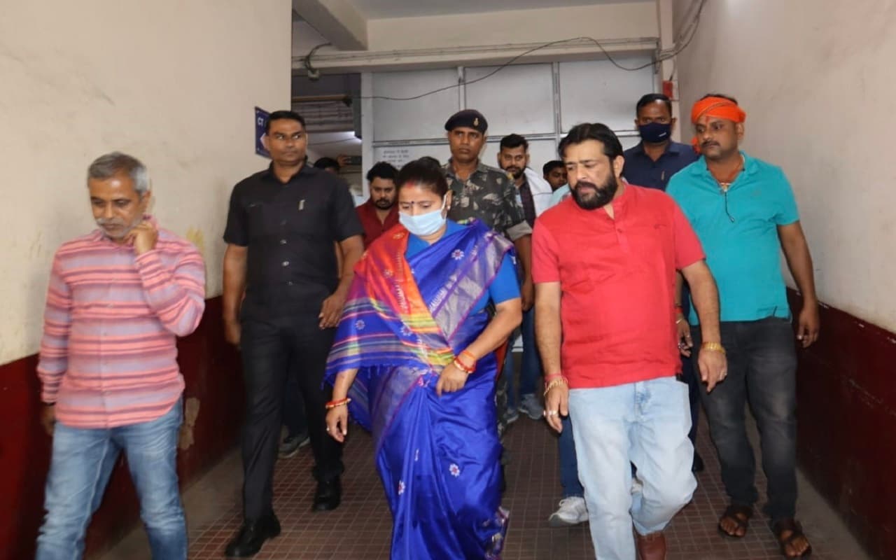 झारखंड: पूर्व विधायक संजीव सिंह आज हो सकते हैं डिस्चार्ज, पत्नी रागिनी बोलीं-हाईकोर्ट में दायर होगी एसएलपी