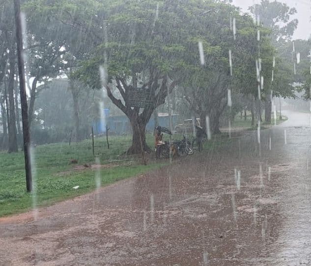 झारखंड में बदला मौसम का मिजाज, रांची में हुई झमाझम बारिश