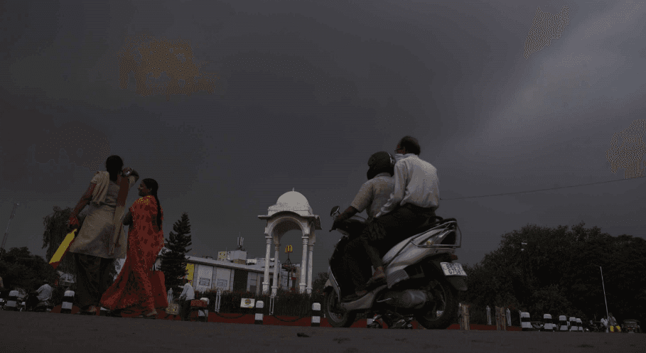 Monsoon, weather forecast Bihar : рдЕрдЧрд▓реЗ 72 рдШрдВрдЯреЗ рдмрд┐рд╣рд╛рд░ рдХреЗ рд▓рд┐рдП рдореБрд╕реАрдмрдд рднрд░реЗ, рд╣реЛрдЧреА рднрд╛рд░реА рдмрд╛рд░рд┐рд╢, рдЗрди рдЬрд┐рд▓реЛрдВ рдореЗрдВ рд╣рд╛рдЗ рдЕрд▓рд░реНрдЯ рдШреЛрд╖рд┐рдд