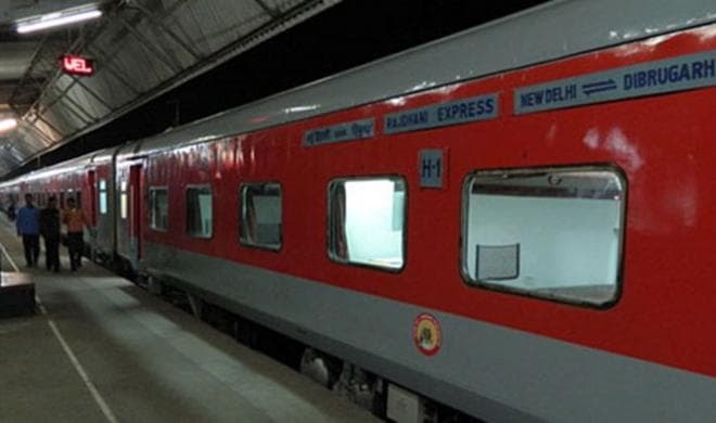 परीक्षा स्पेशल : पहले दिन एक ट्रेन कैंसिल, दो में 13 यात्री