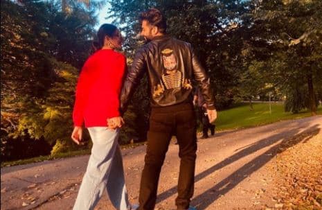 Rakul Preet Singh और जैकी भगनानी ने अपने रिलेशनशिप को किया ऑफिशियल! इस तसवीर पर सेलेब्स जता रहे प्यार