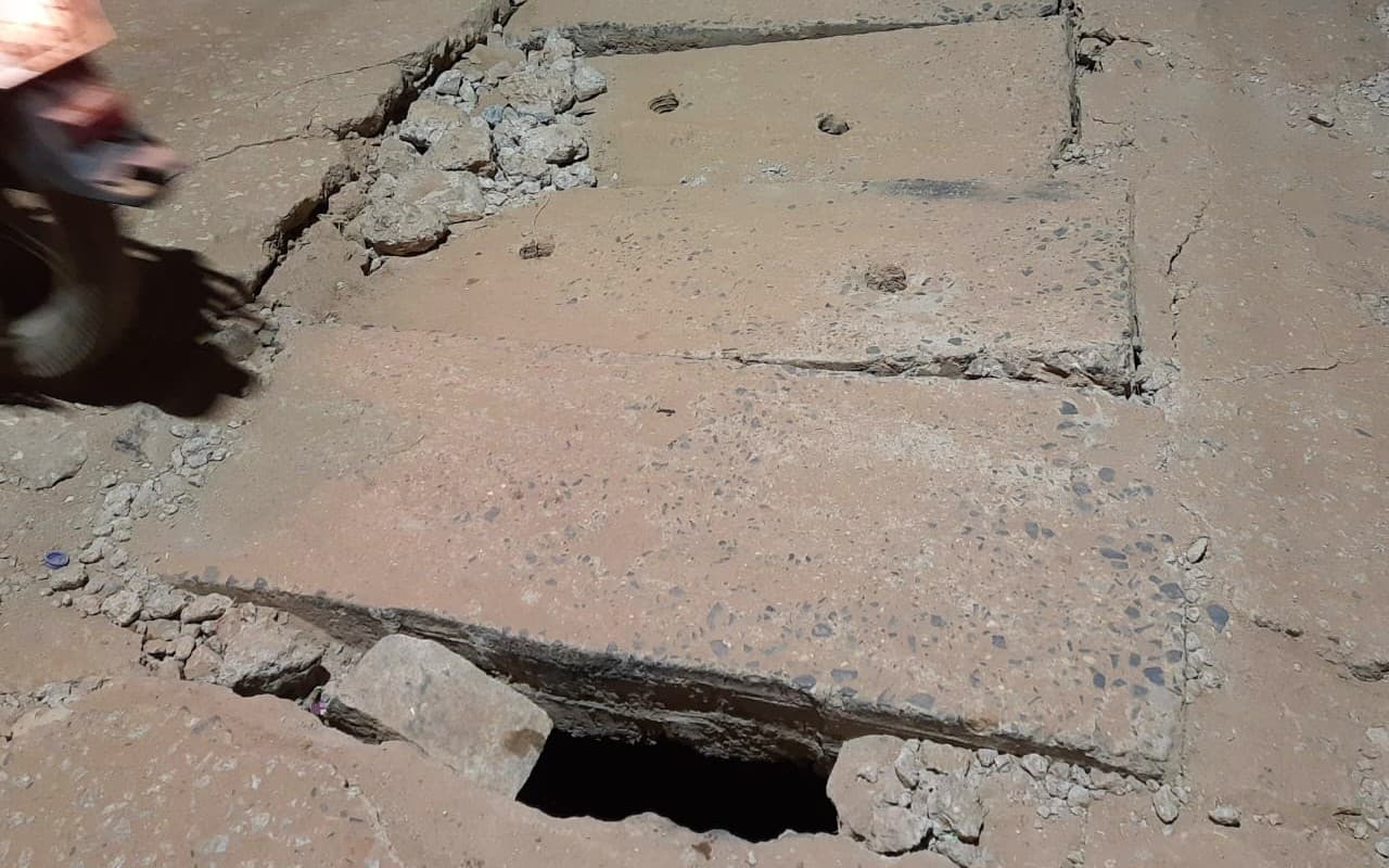 रांची के कोकर में हर घर नल-जल अभियान की वजह से बर्बाद हुई सड़क, दुर्घटना की आशंका से सहमे हैं लोग