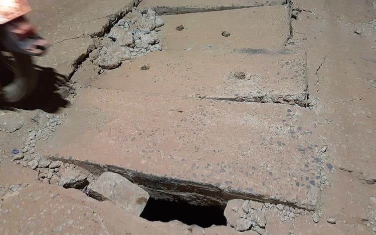 रांची के कोकर में हर घर नल-जल अभियान की वजह से बर्बाद हुई सड़क, दुर्घटना की आशंका से सहमे हैं लोग