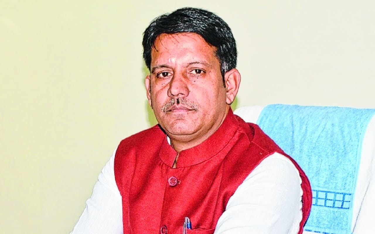 देवघर : पॉलिटेक्निक के छात्र की हत्या के मामले में पुलिस के हाथ खाली, विधायक रणधीर सिंह ने दी ये चेतावनी