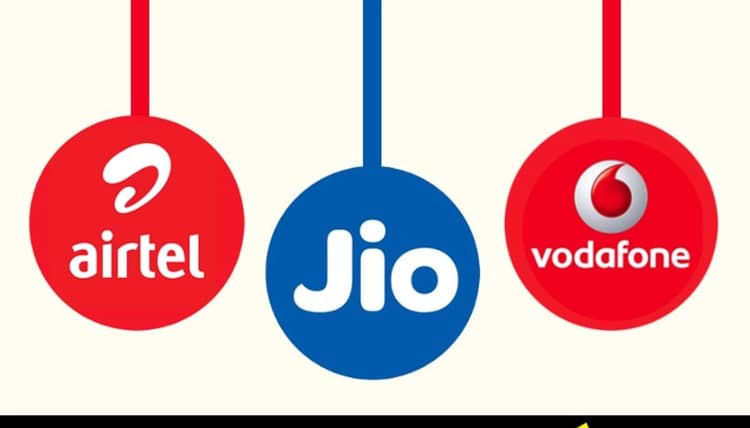 Jio vs Airtel Cheapest Plan: सबसे सस्ते और धांसू पोस्टपेड प्लान, 75GB तक डेटा के साथ ये सब मिलेगा FREE