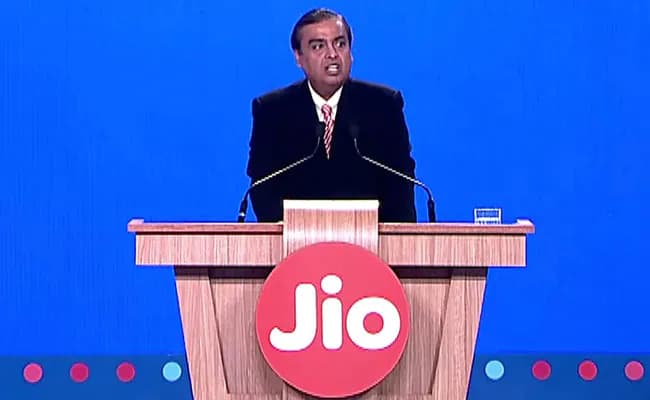 JIO का नया प्रीपेड प्लान, 1 साल तक हर दिन मिलेगा 3GB डेटा, फ्री कॉलिंग और भी बहुत कुछ JIO का नया प्रीपेड प्लान, 1 साल तक हर दिन मिलेगा 3GB डेटा, फ्री कॉलिंग और भी बहुत कुछ