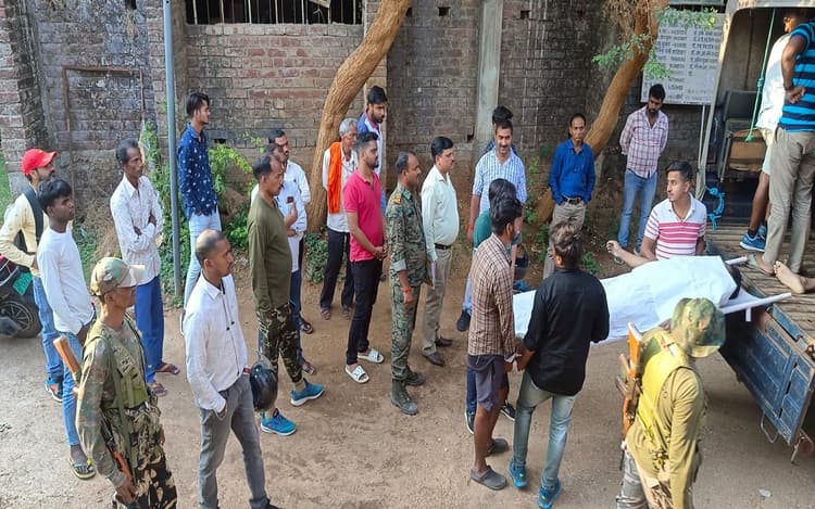 झारखंड: रीमिक्स फॉल में नहाने के दौरान डूबने से गोस्सनर कॉलेज के 2 छात्रों की मौत, बाल-बाल बचे 2 छात्र