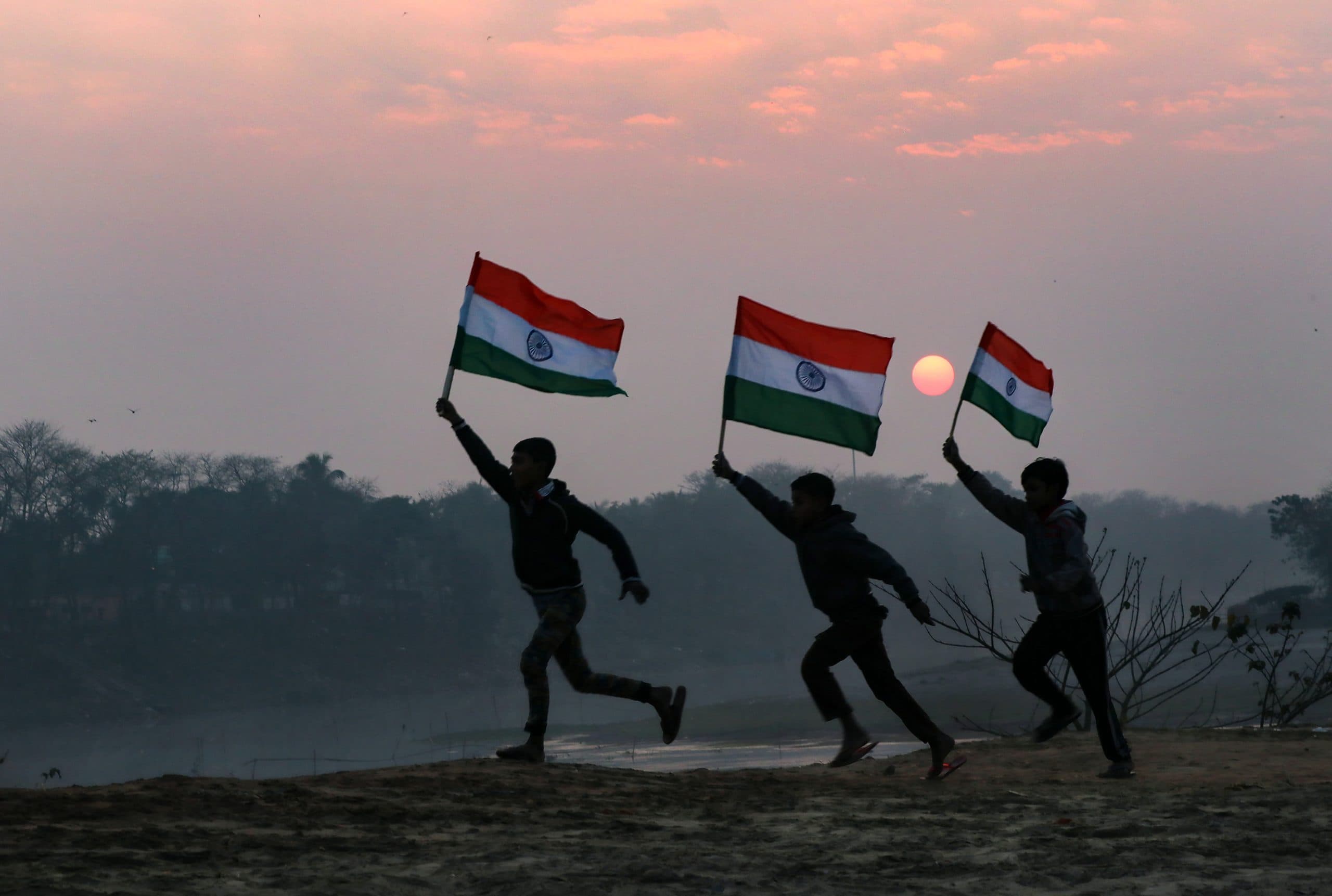 आशावाद से नये भारत का निर्माण