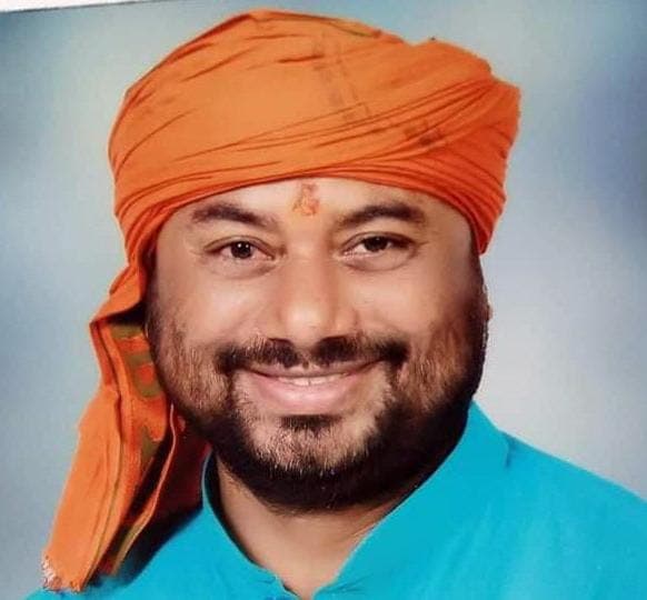 Prayagraj: बीजेपी MLC पर दफ्तर में घुसकर बिजली विभाग के अभियंता को पीटने का लगा आरोप, जांच शुरू